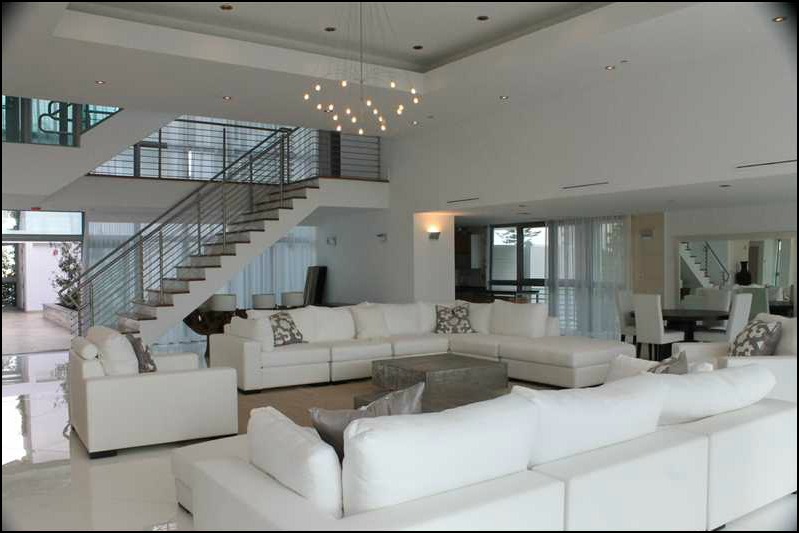 Don’t Miss This Fantastic Featured Condo- 1577 BAY RD #PH