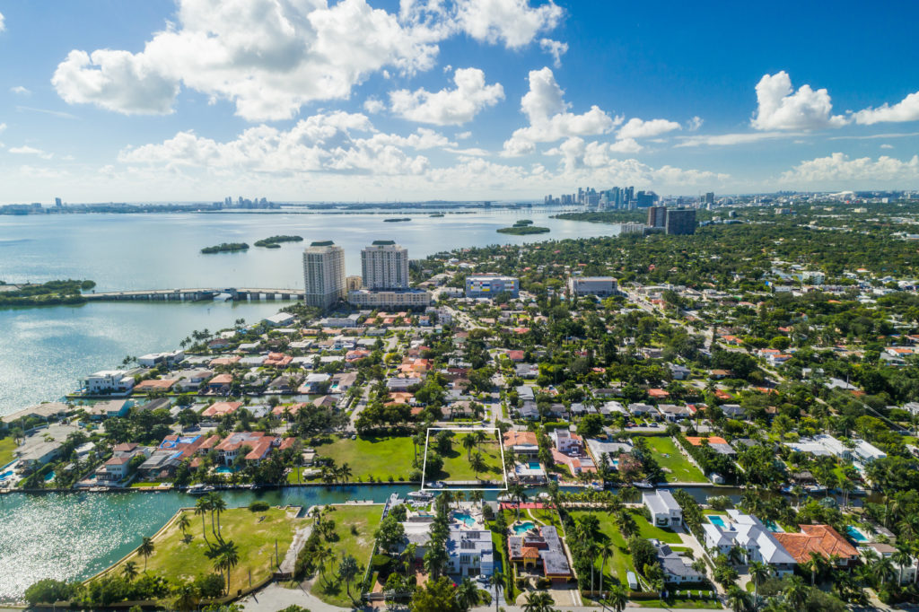 MIAMI SHORES ADJACENT WATERFRONT LOT HITS MARKET Gary Hennes