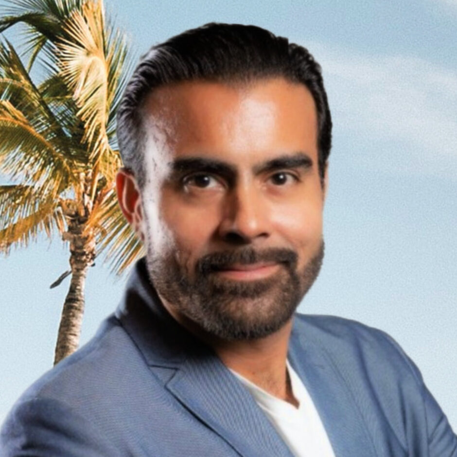 Mario David Munoz of Gary Hennes Realtors copy-2